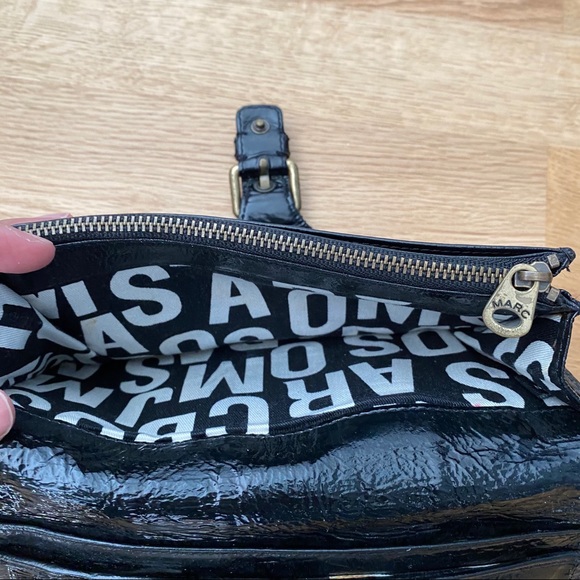 Marc by Marc Jacobs patent leather wallet - Picture 6 of 11